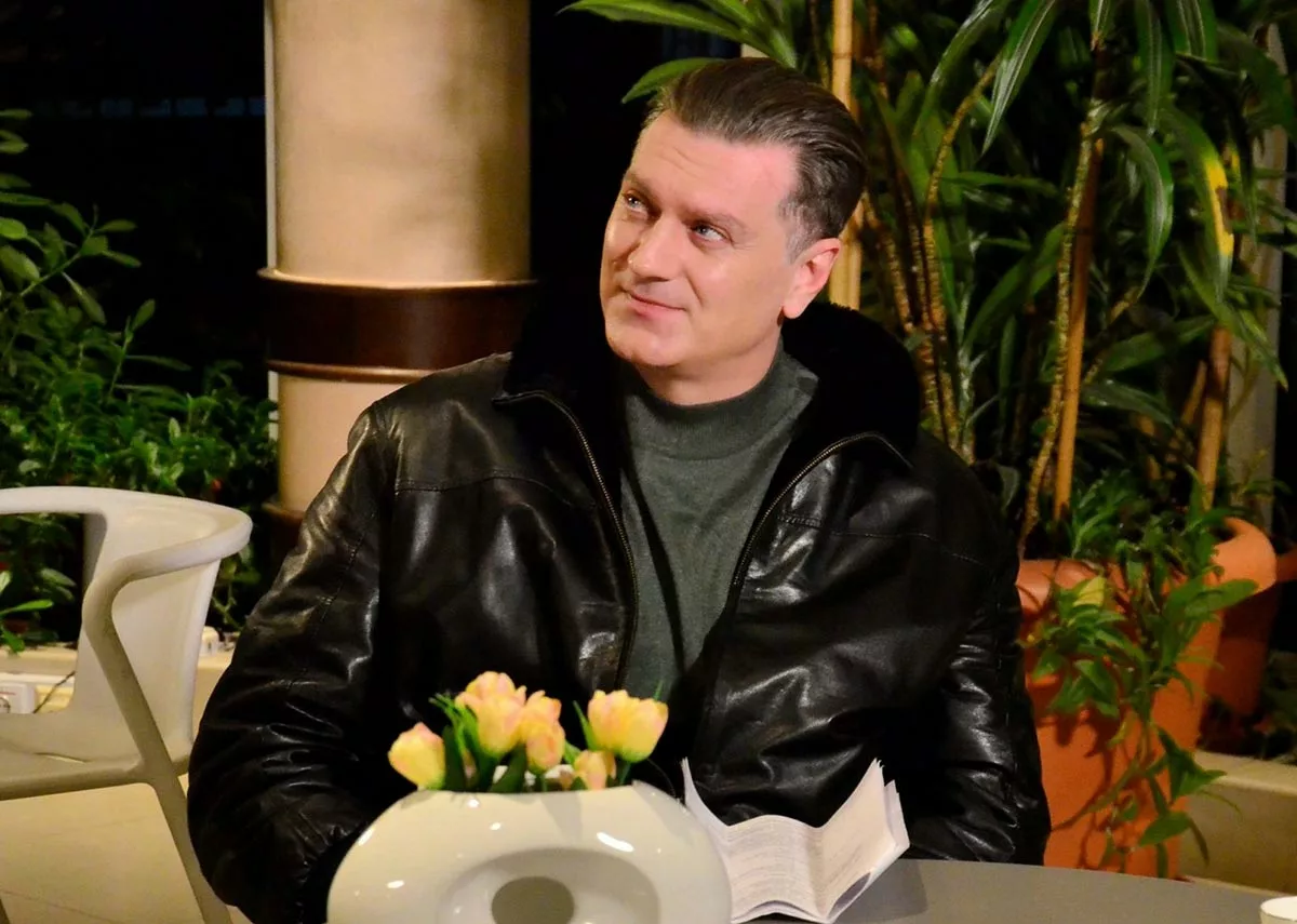 Алексей Зубков в сериале Ошибки молодости