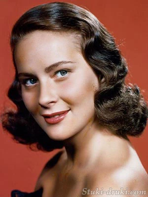 Алида Валли