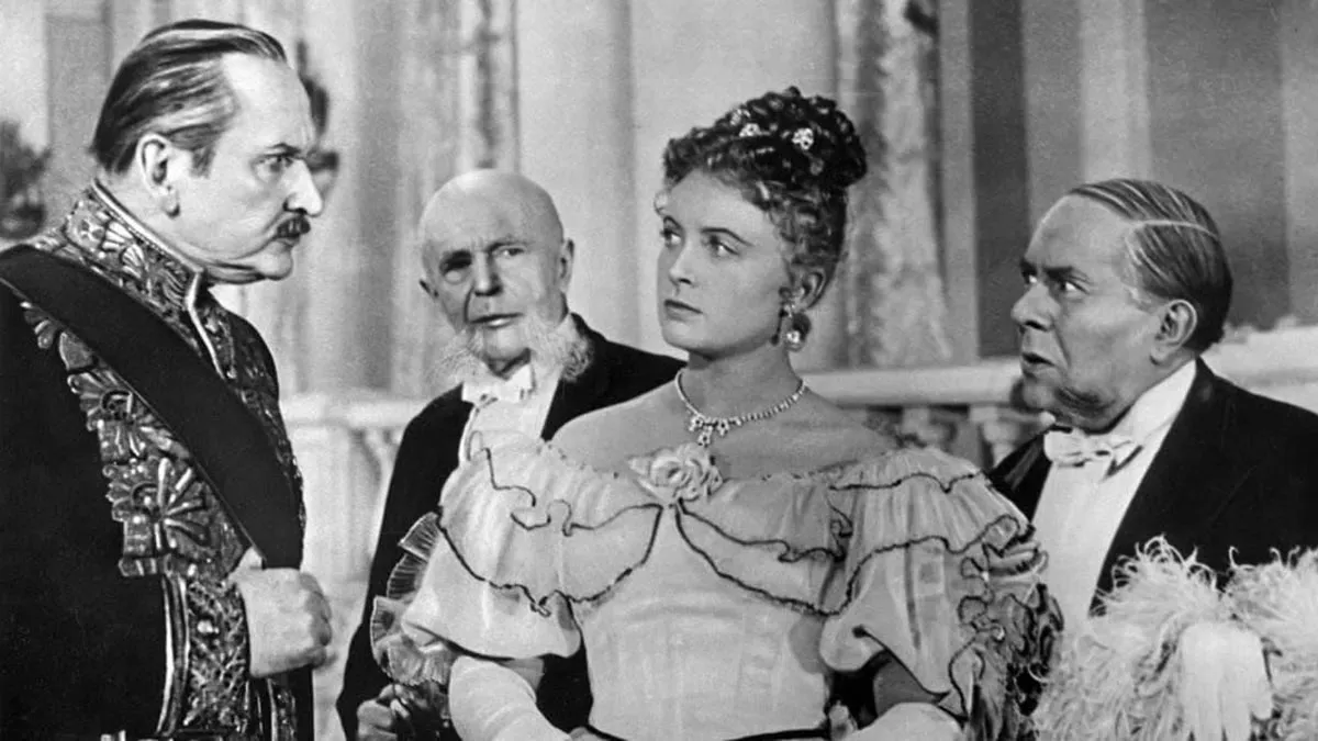 Алла Ларионова в фильме Анна на шее 4