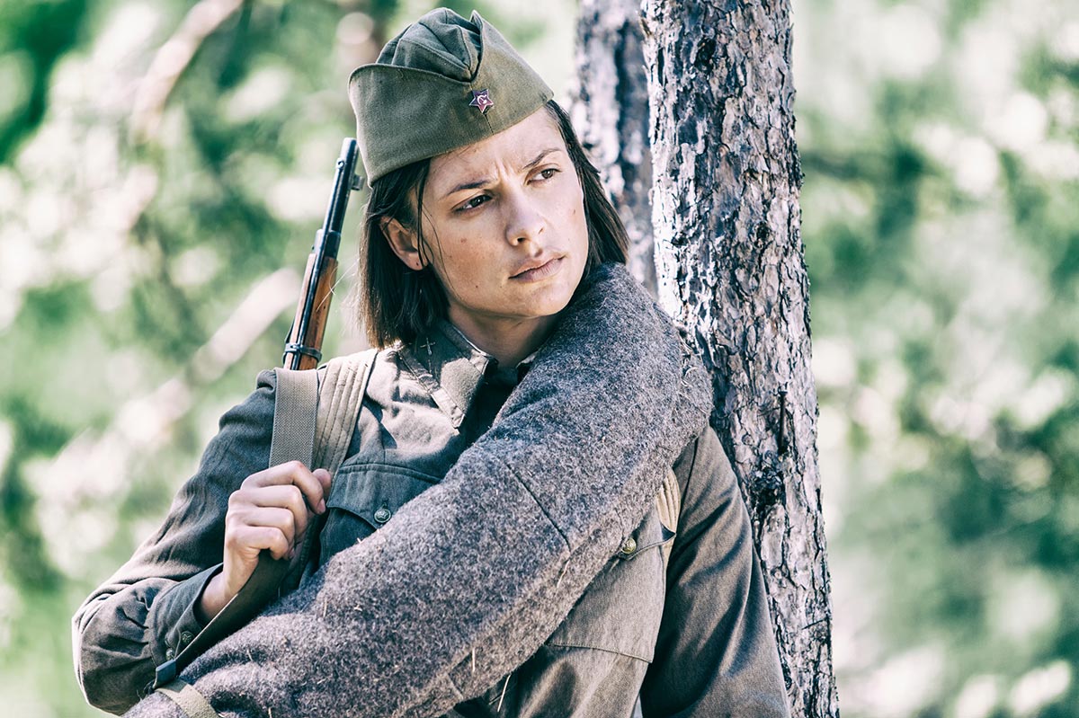 Анастасия Микульчина в фильме А зори здесь тихие... Анастасия Микульчина в фильме А зори здесь тихие...