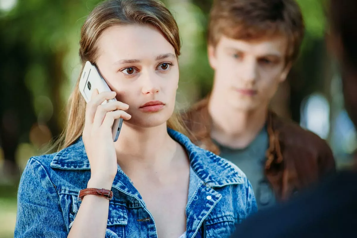 Анастасия Дубровина в сериале Опавшие листья Анастасия Дубровина в сериале Опавшие листья