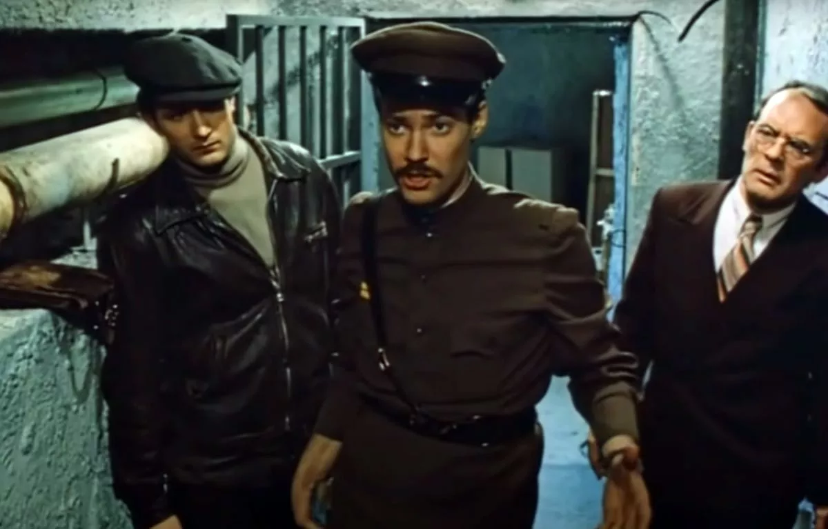 Андрей Градов в фильме Место встречи изменить нельзя Андрей Градов в фильме Место встречи изменить нельзя 2