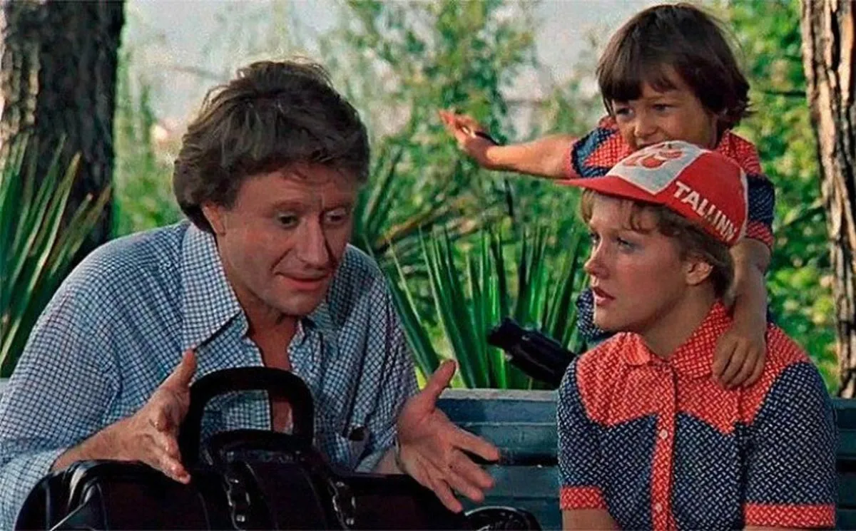 Андрей Миронов в фильме Будьте моим мужем