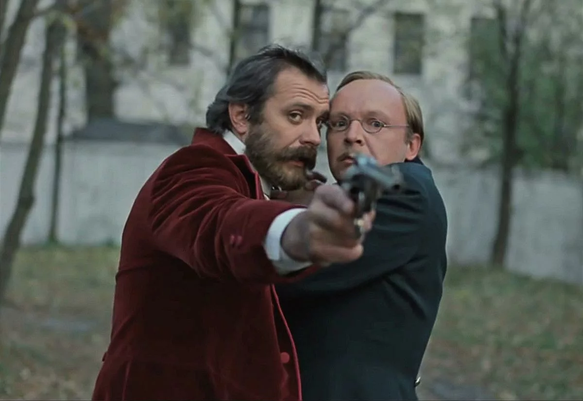 Андрей Мягков в фильме Жестокий романс Андрей Мягков в фильме Жестокий романс