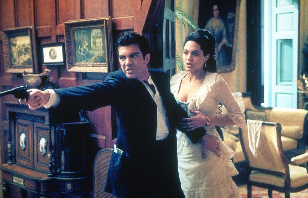 Анджелина Джоли в фильме Соблазн Анджелина Джоли в фильме Соблазн