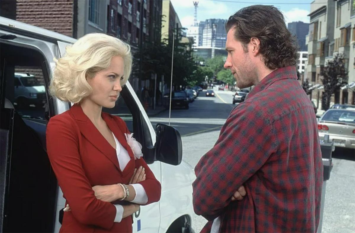 Анджелина Джоли в фильме Жизнь или что-то вроде того Анджелина Джоли в фильме Жизнь или что-то вроде того