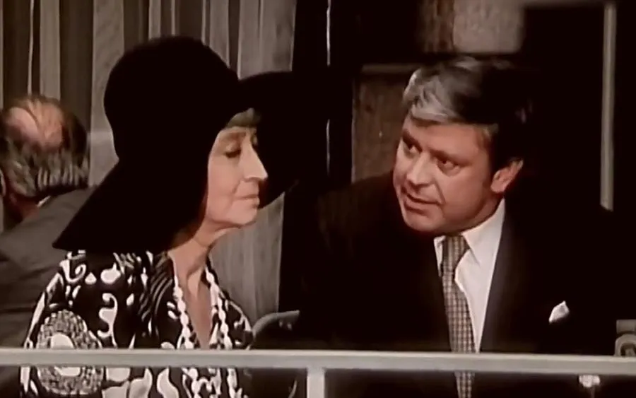 Ангелина Степанова в фильме Бегство мистера Мак-Кинли