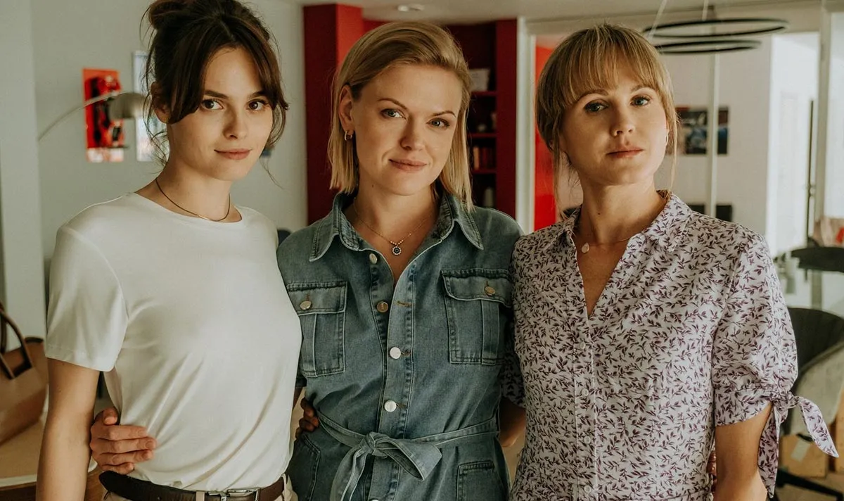 Ангелина Стречина в сериале Сестры