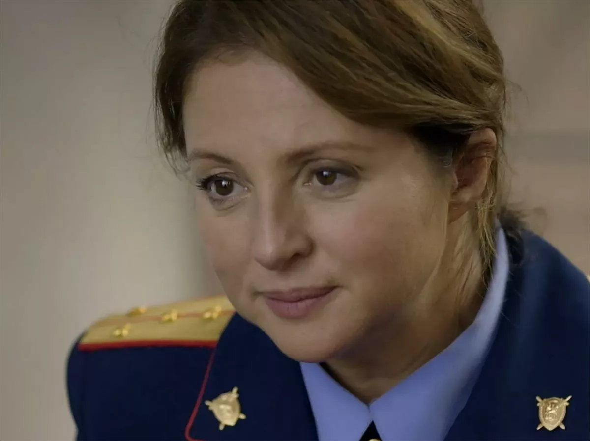 Анна Банщикова в сериале Тёмная сторона света