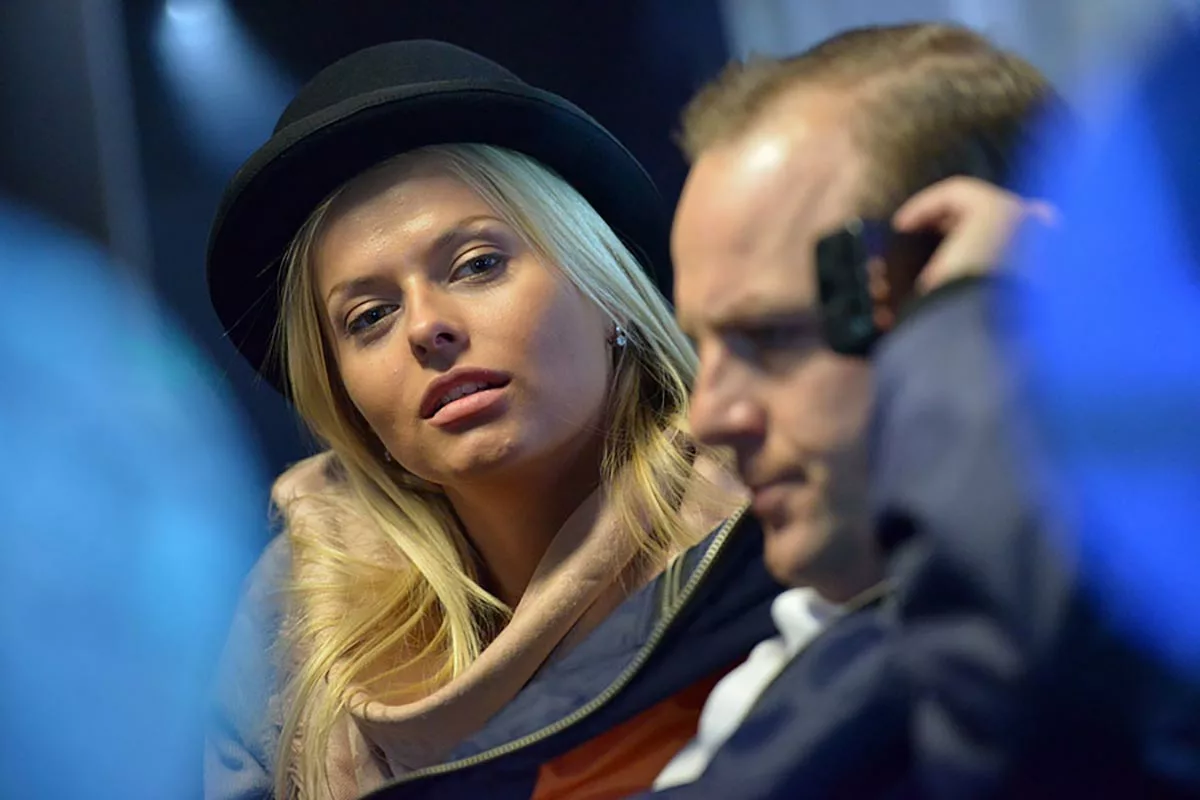 Анна Лутцева в сериале Городские шпионы Анна Лутцева в сериале Городские шпионы