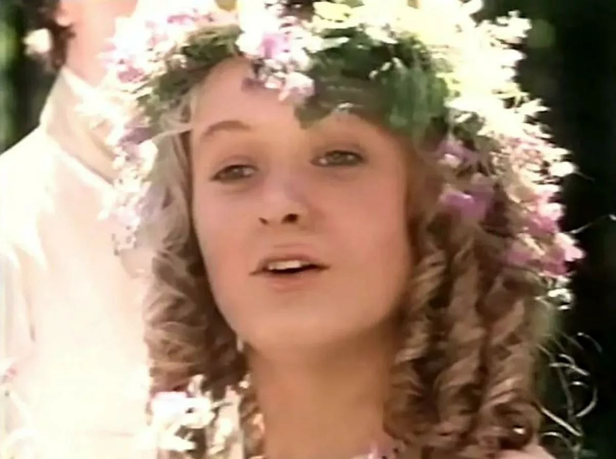 Анна Михалкова в фильме Первая любовь