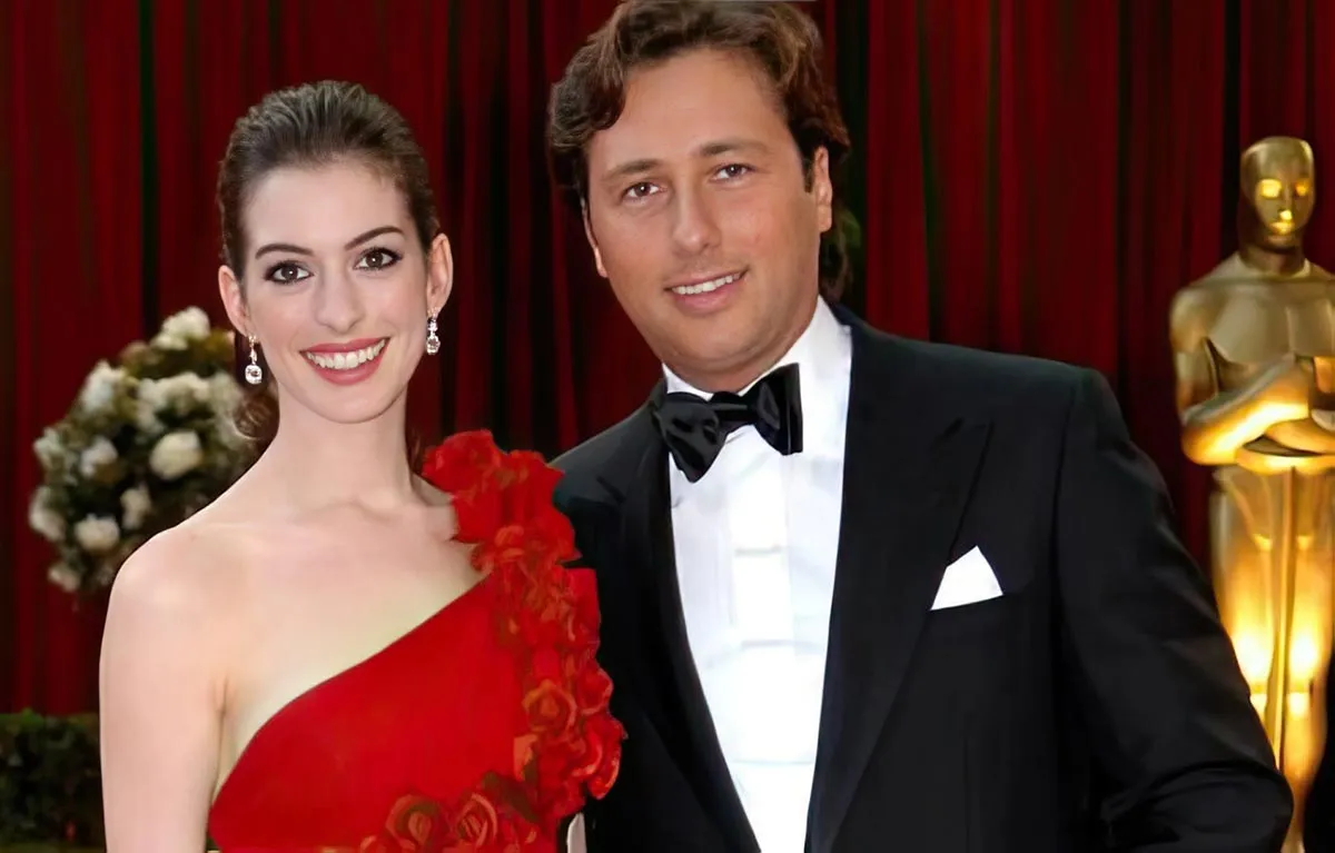 Энн Хэтэуэй и Рафаэлло Фольери 4