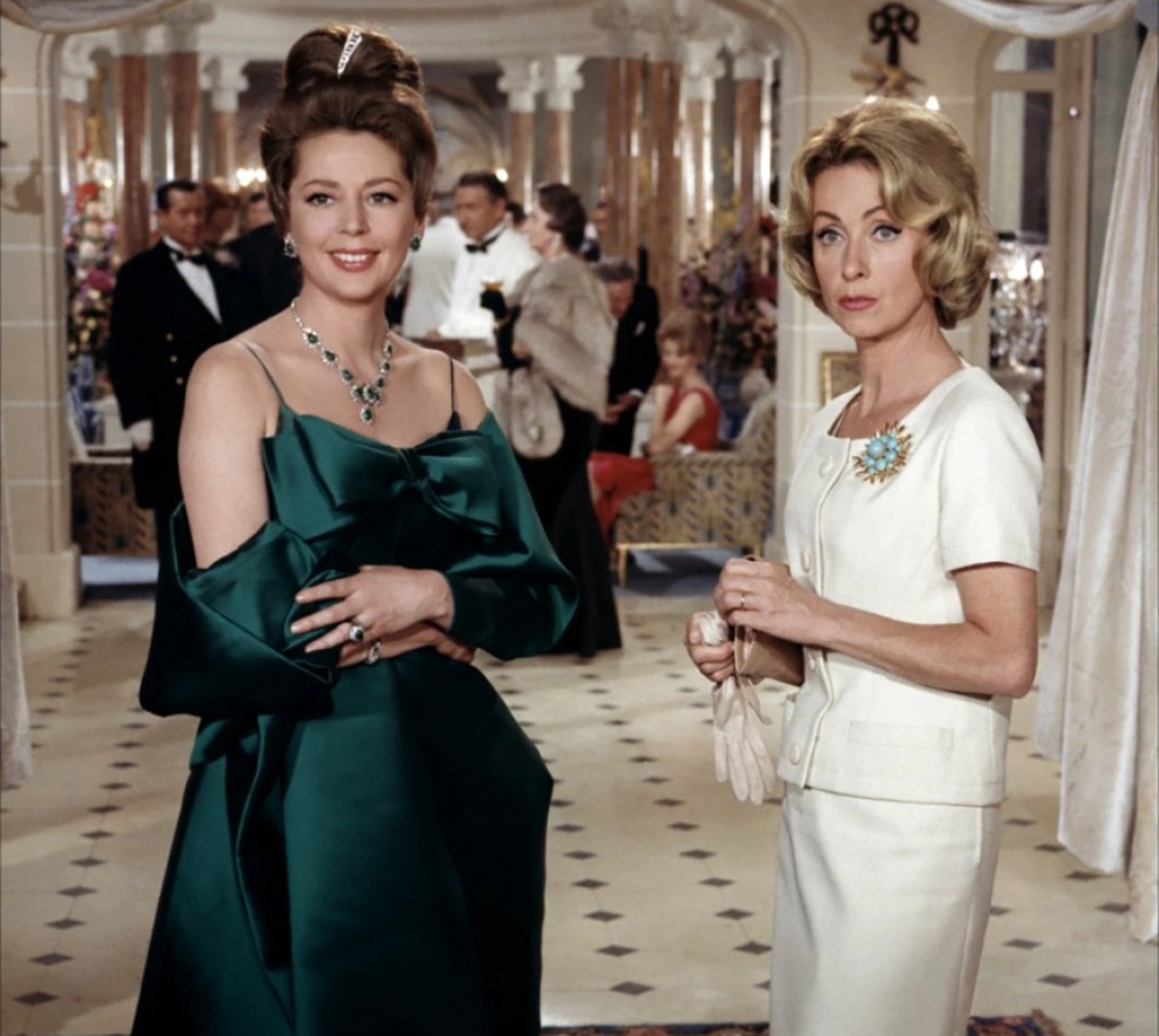 Анн Вернон в фильме Картошка Анн Вернон в фильме Картошка