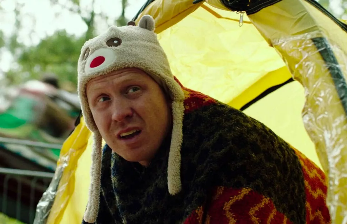 Антон Богданов в фильме Друг на продажу