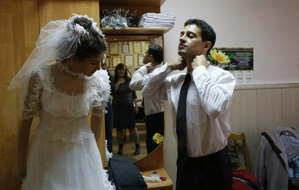 Антон Макарский в фильме НЕлюбовь