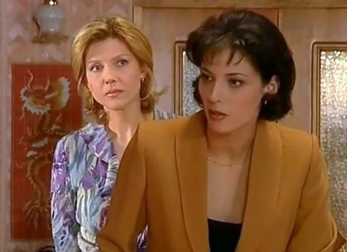 Антонина Венедиктова в сериале Воровка Антонина Венедиктова в сериале Воровка 2