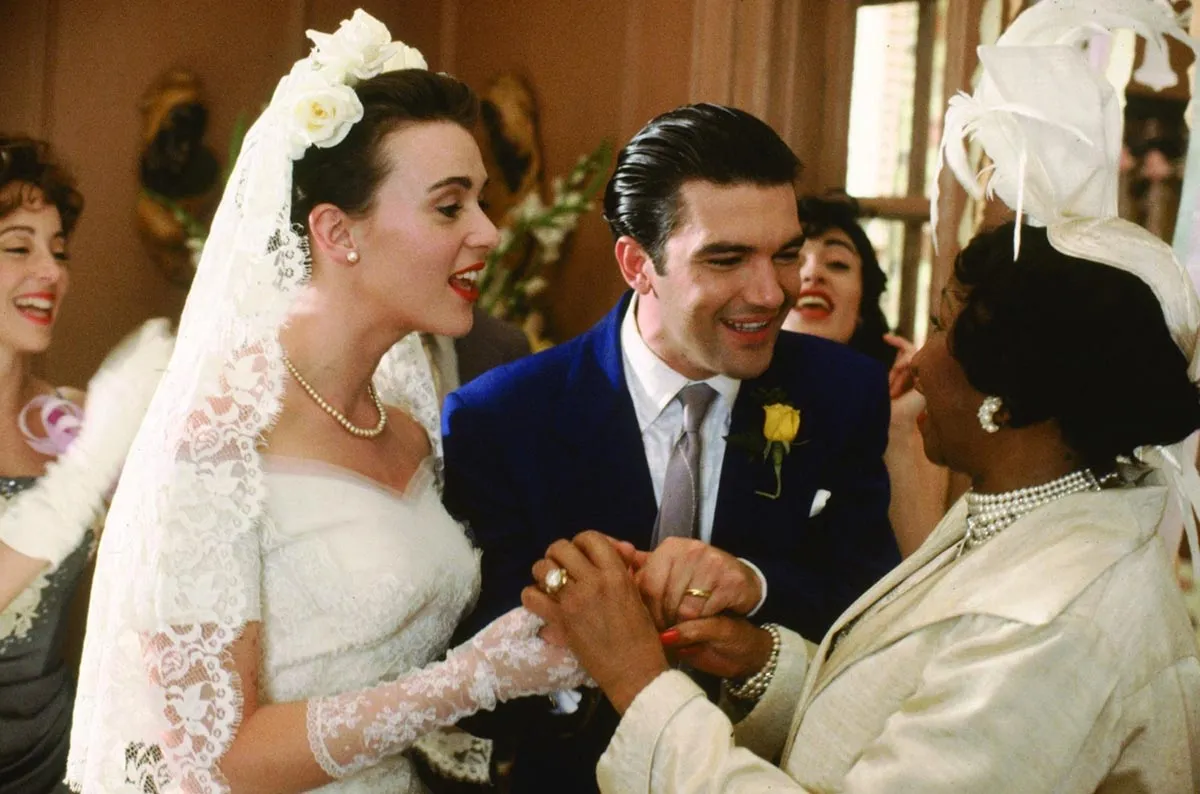 Антонио Бандерас в фильме Короли Мамбо