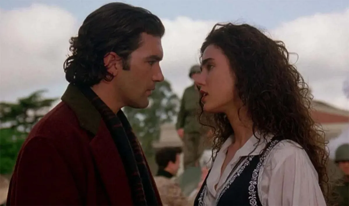 Антонио Бандерас в фильме Любовь и мрак