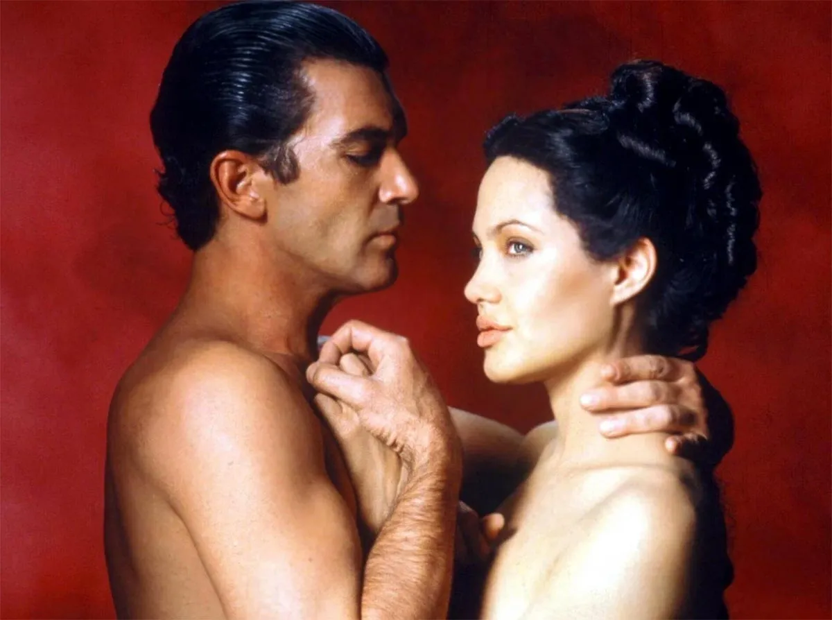 Антонио Бандерас в фильме Соблазн