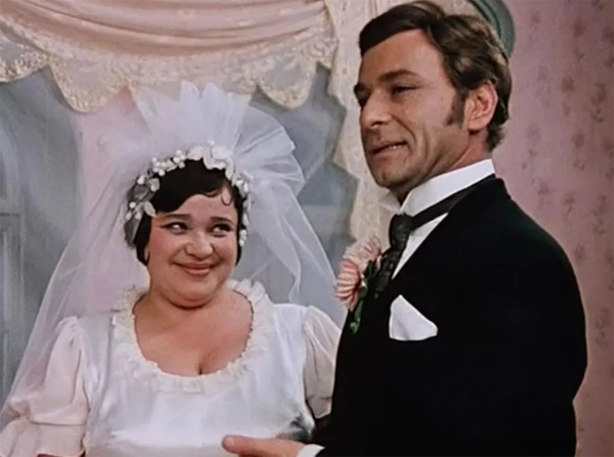 Арчил Гомиашвили в фильме 12 стульев 4