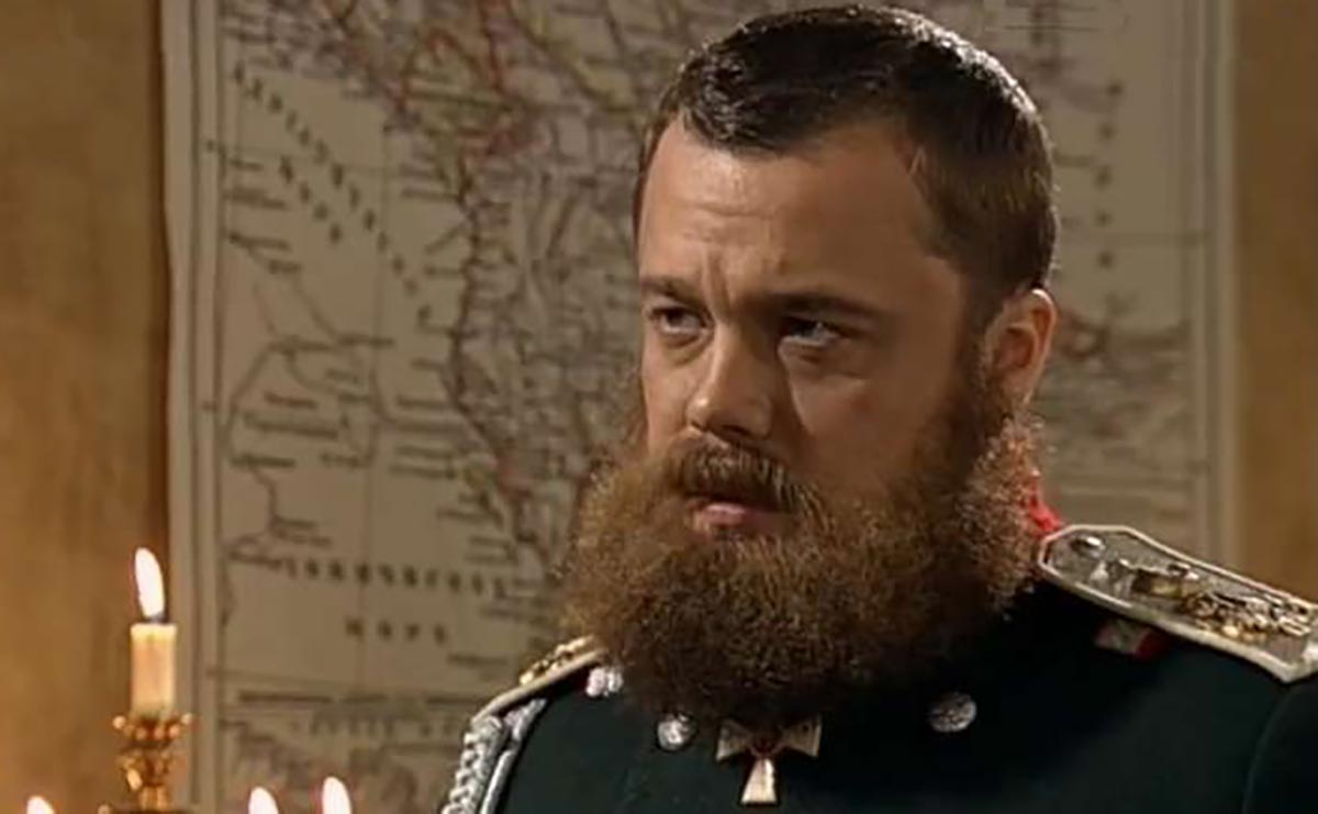 Артур Иванов в сериале Институт благородных девиц