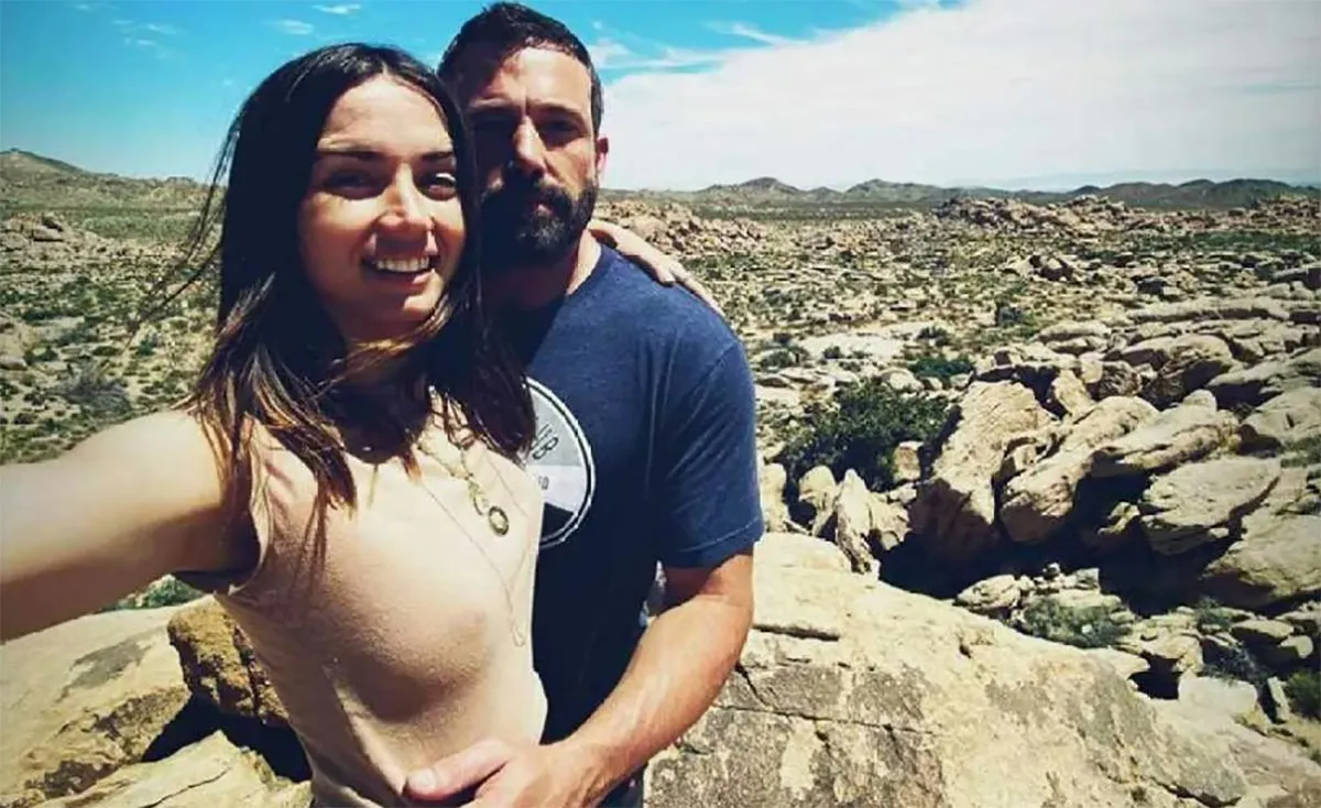 Бен Аффлек и Ана де Армас 2