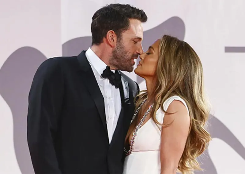 Бен Аффлек и Дженнифер Лопес 3
