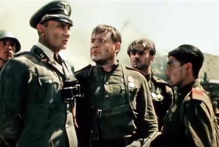 Борис Андреев в фильме Падение Берлина