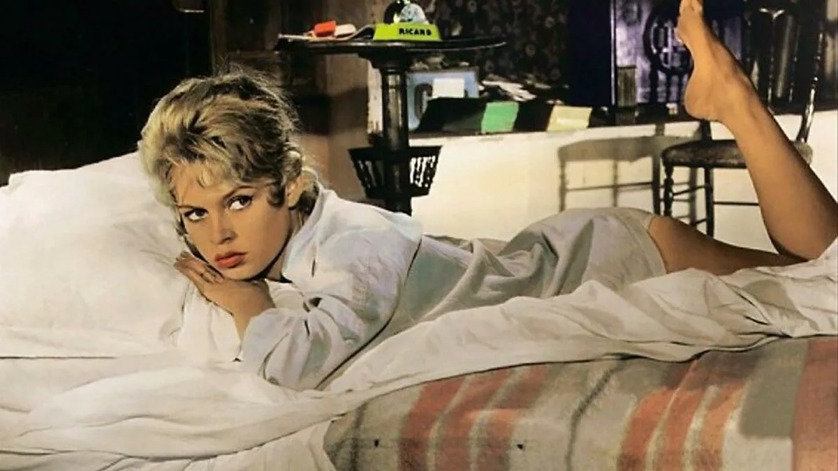 Брижит Бардо в фильме И Бог создал женщину Брижит Бардо в фильме И Бог создал женщину