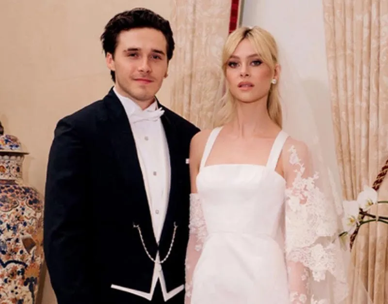 Бруклин Бекхэм и Никола Пельтц Бруклин Бекхэм и Никола Пельтц 2