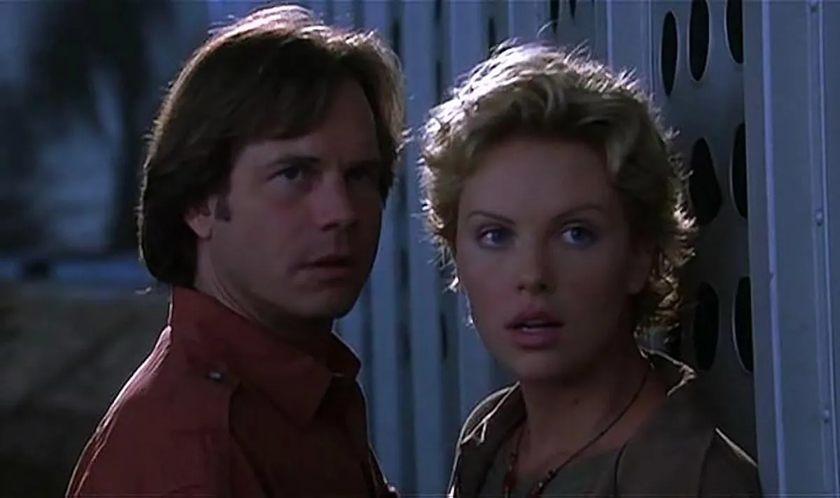 Шарлиз Терон в фильме Могучий Джо Янг