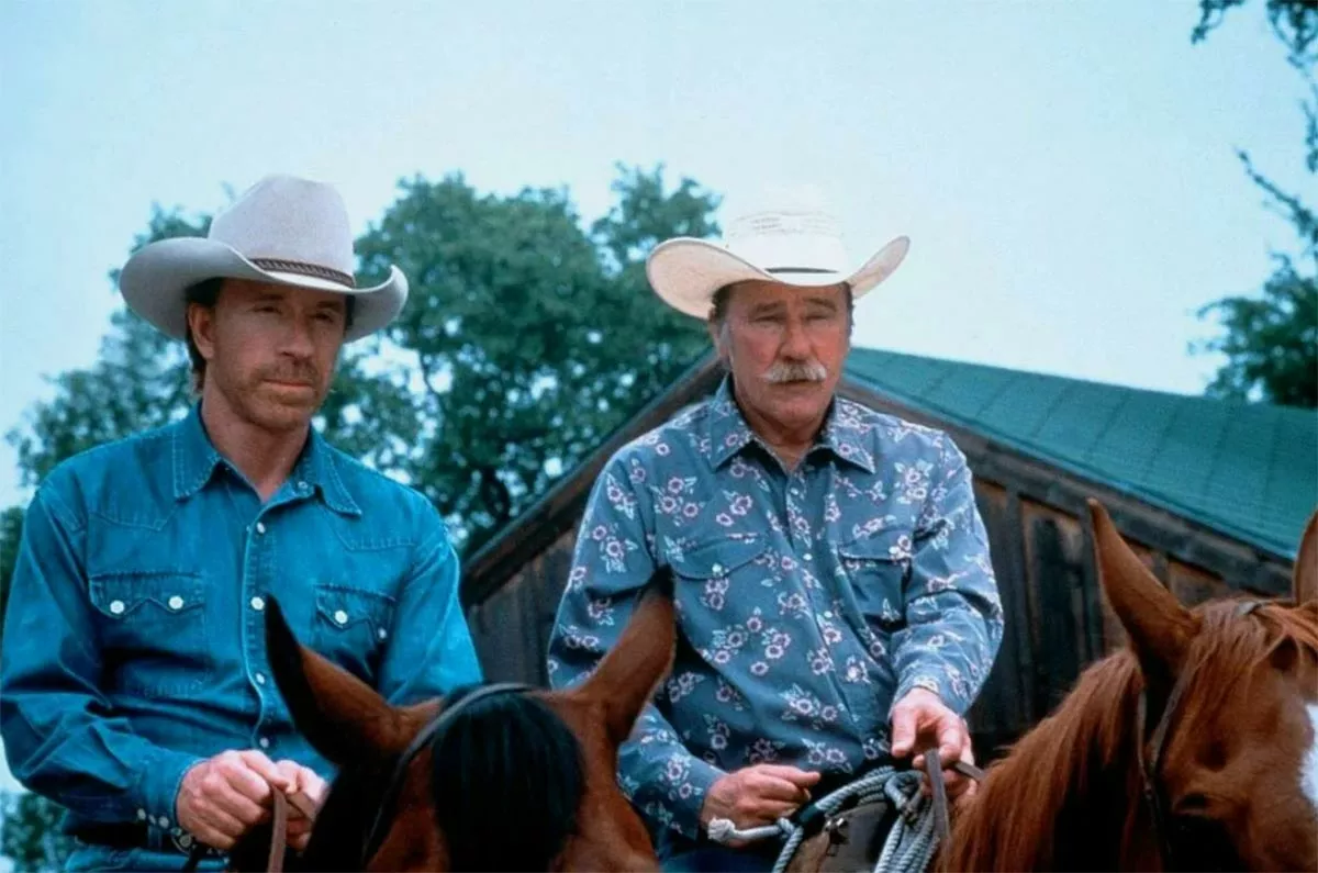 Чак Норрис в фильме Война Логана