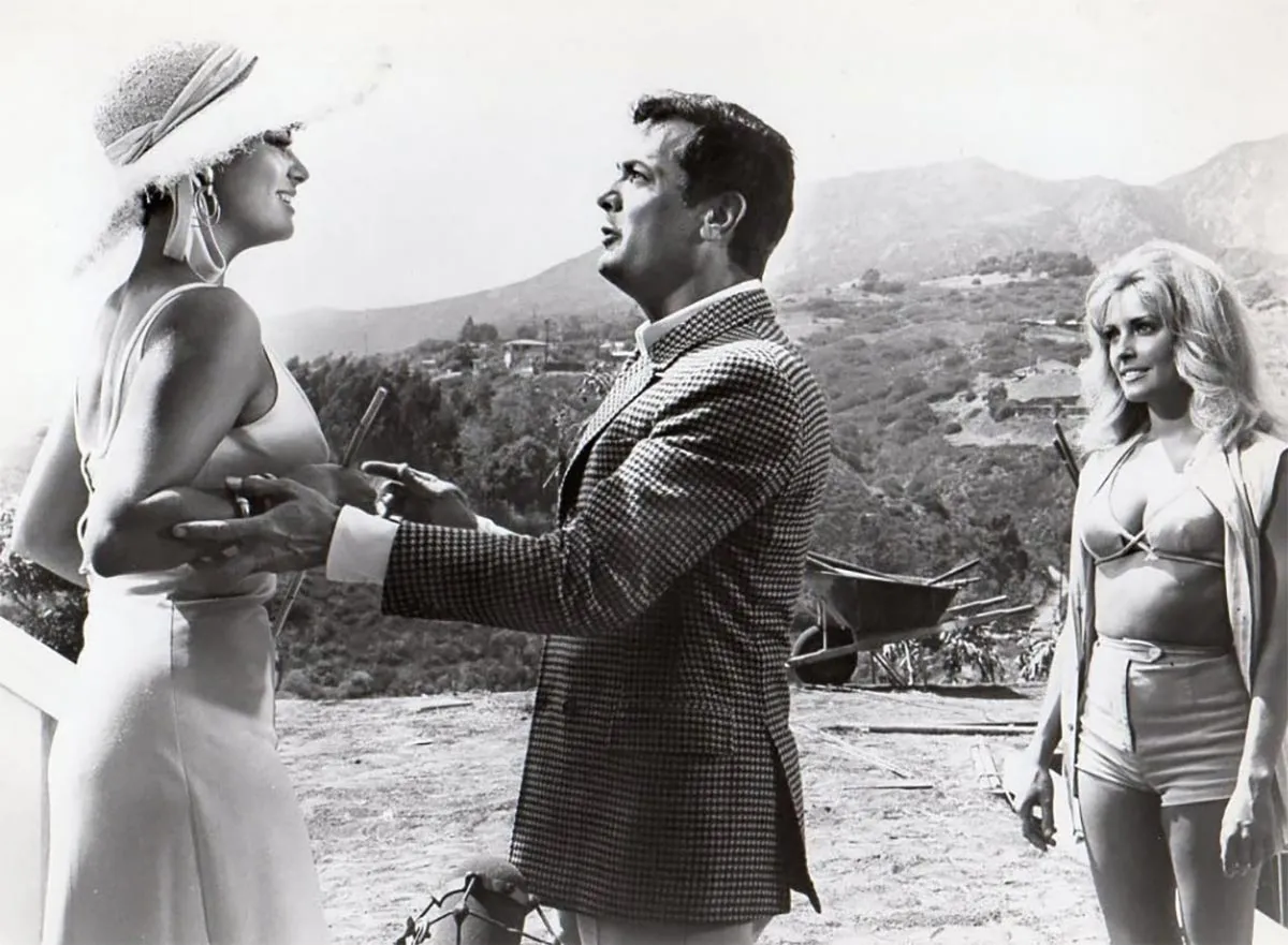 Клаудия Кардинале в фильме Австралийская девушка