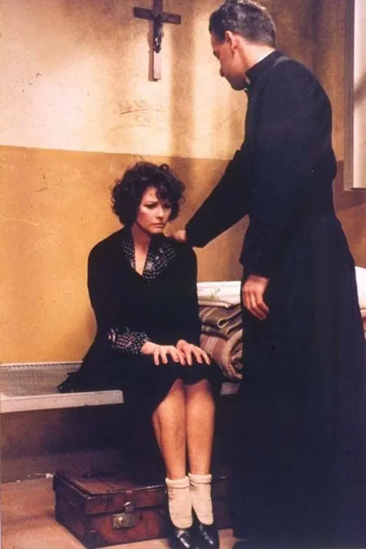 Клаудия Кардинале в фильме Кларетта