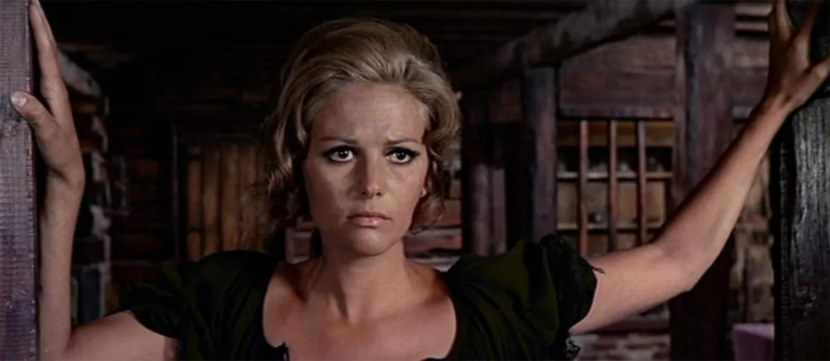 Клаудия Кардинале в фильме Однажды на Диком Западе