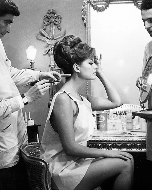 Клаудия Кардинале в фильме Великолепный рогоносец