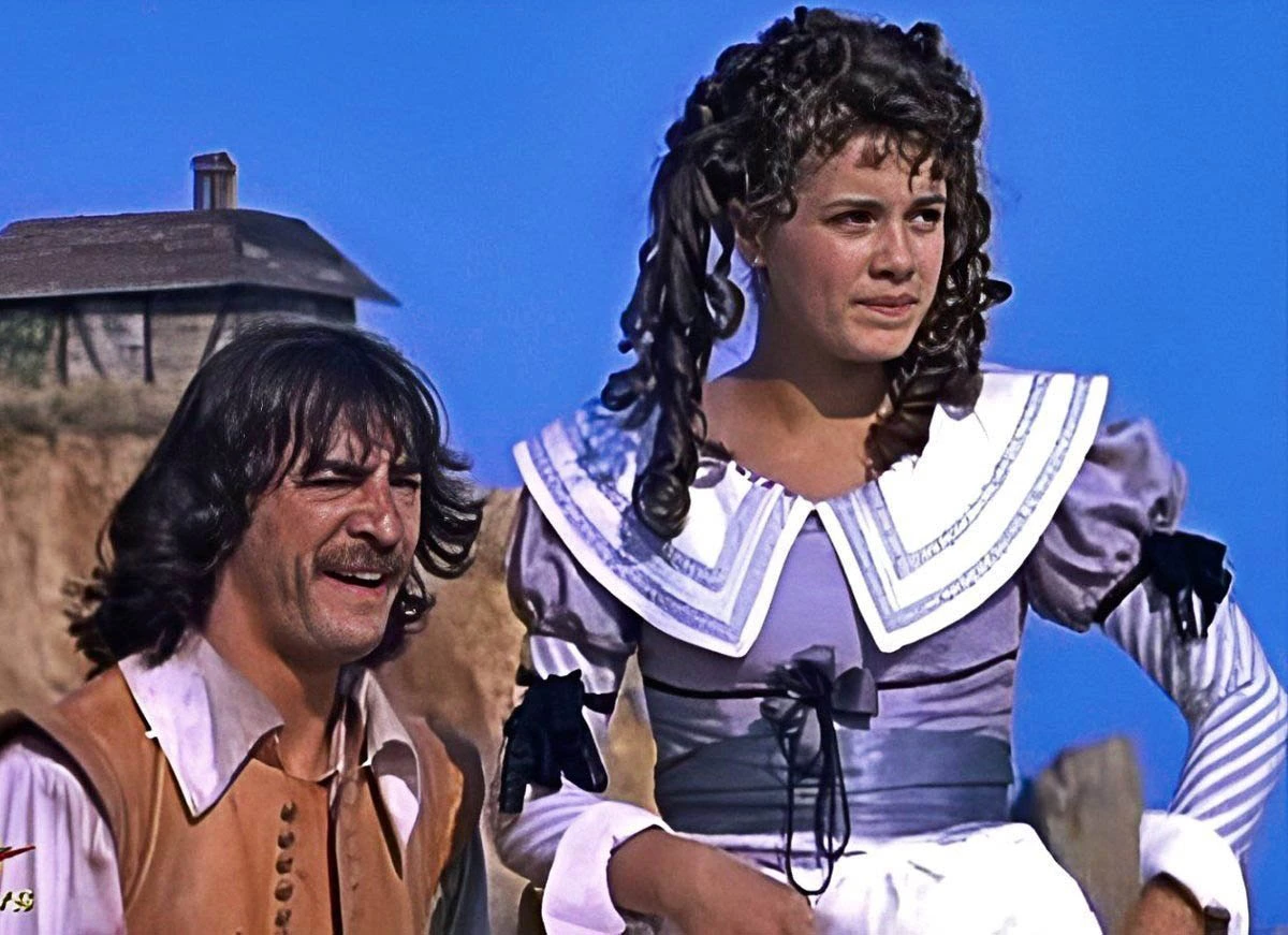 Елена Цыплакова в фильме Д'Артаньян и три мушкетёра Елена Цыплакова в фильме Д'Артаньян и три мушкетёра