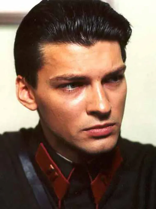 Даниил Страхов в сериале Дети Арбата