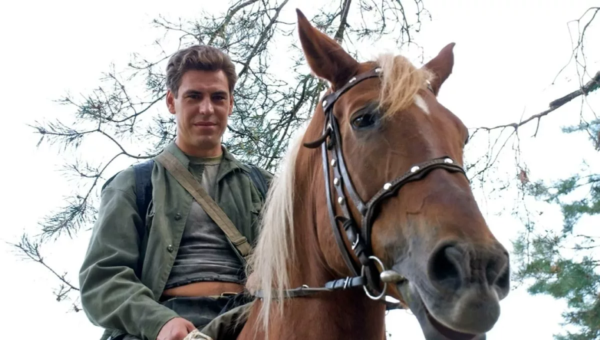 Дмитрий Дюжев в сериале Дело было на Кубани Дмитрий Дюжев в сериале Дело было на Кубани