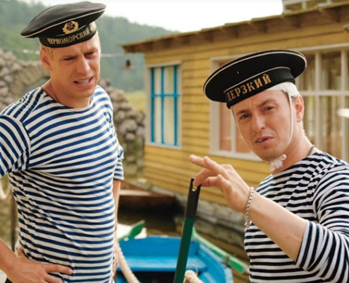 Дмитрий Дюжев в фильме Каникулы строгого режима Дмитрий Дюжев в фильме Каникулы строгого режима