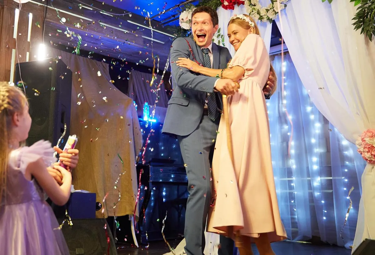 Дмитрий Гудочкин в сериале Далекая и близкая