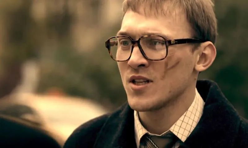 Дмитрий Соломыкин в сериале Тот, кто рядом Дмитрий Соломыкин в сериале Тот, кто рядом
