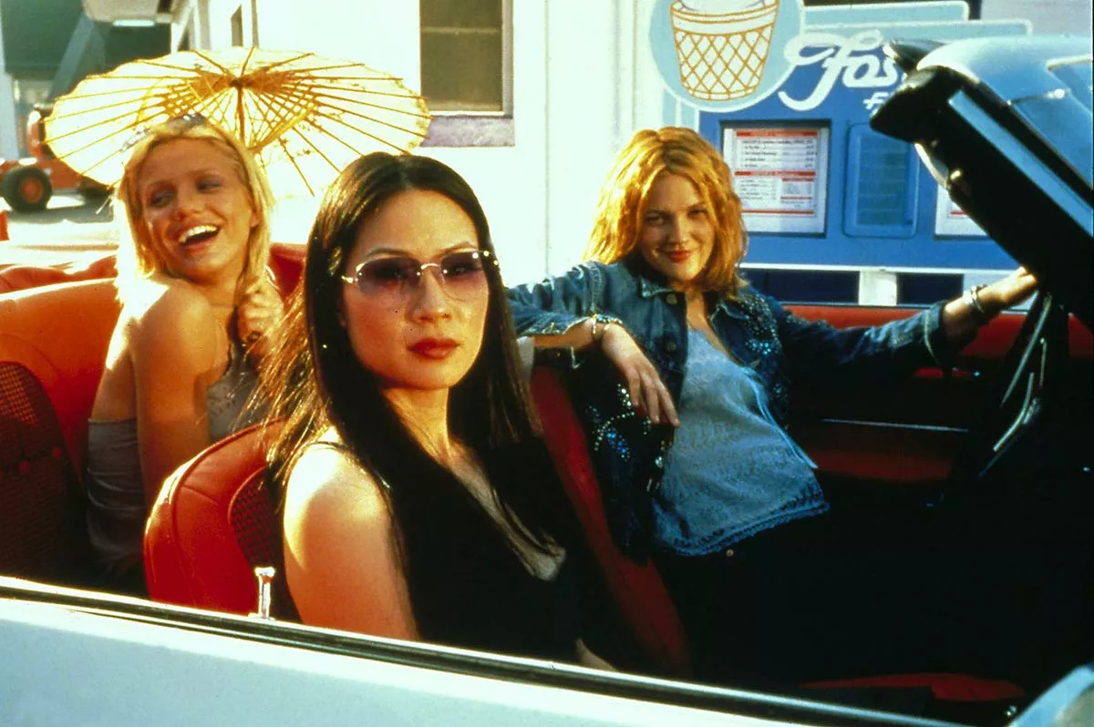 Дрю Бэрримор в фильме Ангелы Чарли