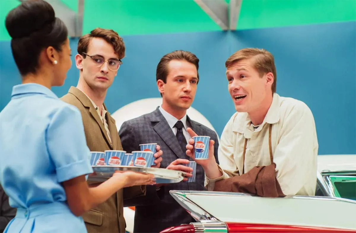 Егор Корешков в сериале Оптимисты Егор Корешков в сериале Оптимисты