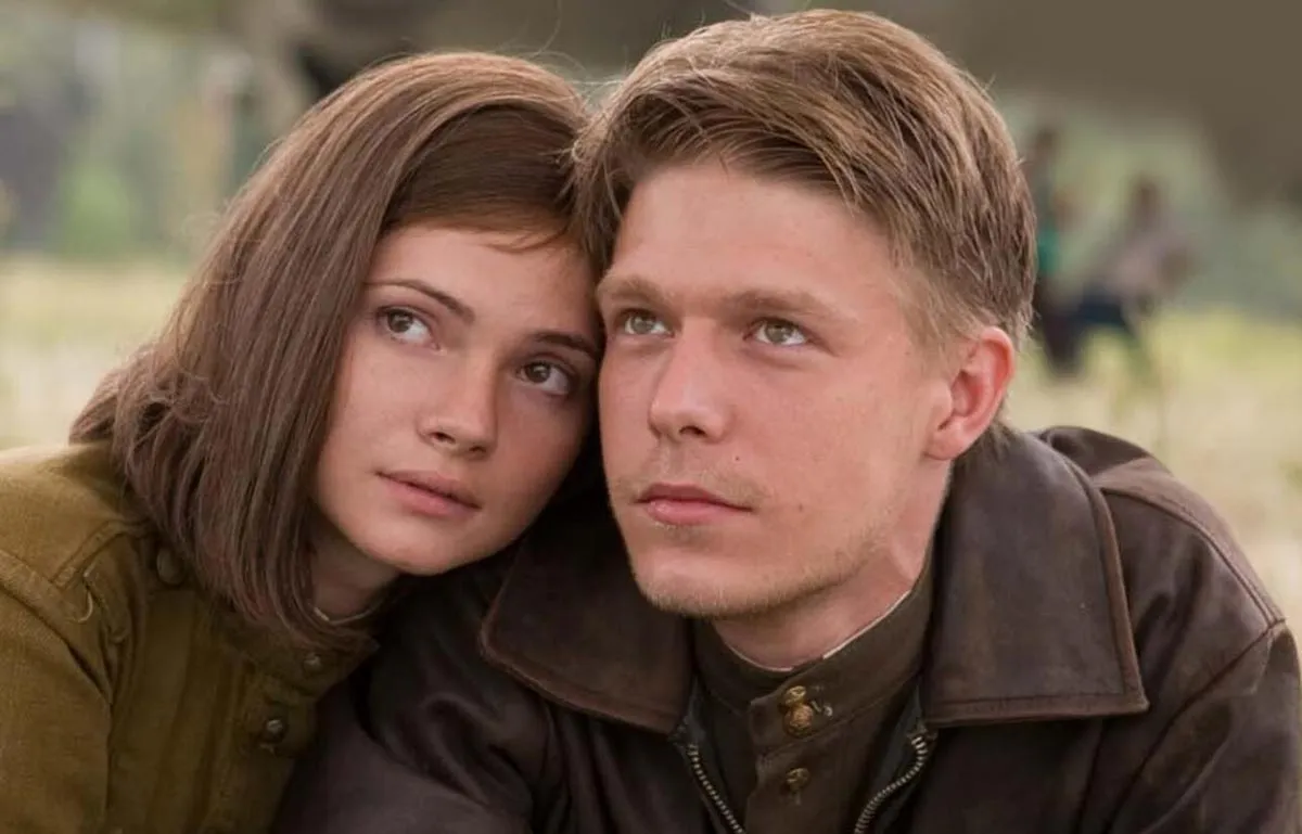 Екатерина Астахова в сериале Баллада о Бомбере