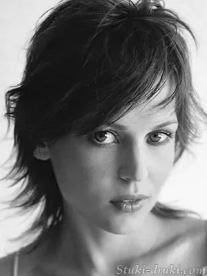 Елена Анайя