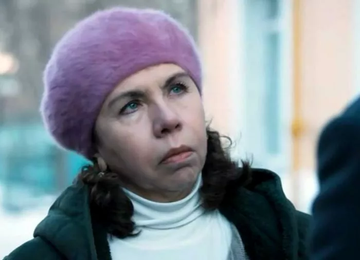 Елена Папанова в сериале Холодные берега