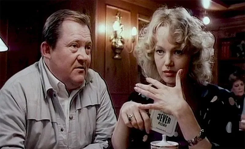 Елена Попова в фильме Не будите спящую собаку 2