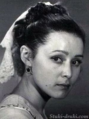 Елена Прудникова