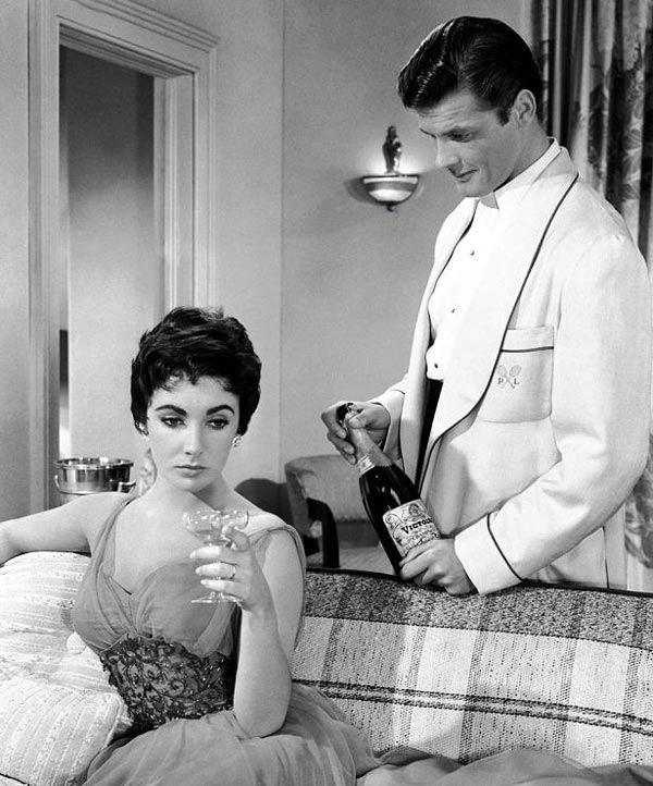 Элизабет Тейлор в фильме Когда я в последний раз видел Париж Элизабет Тейлор в фильме Когда я в последний раз видел Париж